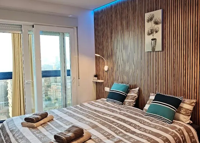 Amaryllis Seayou Apartment *